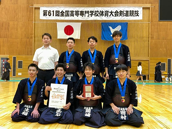剣道競技の表彰時の風景